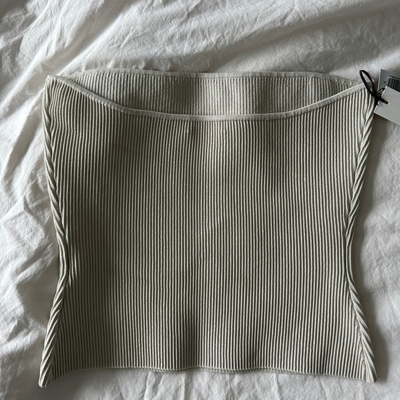 Aritzia Babaton sculpt knit tube - NWT - Picture 4 of 6